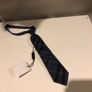 Burberry Tie (Boy’s)